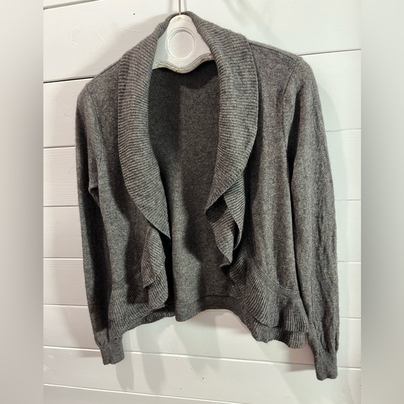 🩶 REPEAT - gray Ruffled Cardigan - Size S (38) - Picture 10 of 12